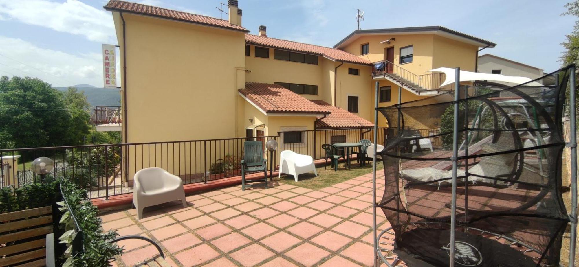 Complesso Turistico Aurora - Appartamenti Poggio Picenze Екстериор снимка